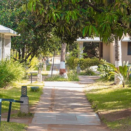 Heritage Resort Hampi Exterior photo